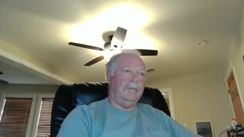 OldLakeGuy online show from September 22, 2025, 11:51 pm