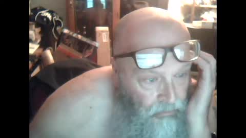 Snapshot of oldman196262 chatting on February 16, 2025, 5:37 am oldman196262 online show from February 16, 2025, 5:37 am