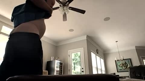 oldsubman online show from April 25, 2026, 4:26 pm