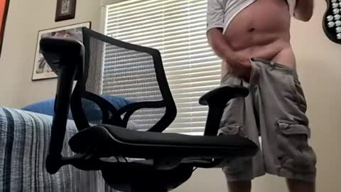 Snapshot of oldsubman chatting on June 24, 2026, 3:33 pm oldsubman online show from June 24, 2026, 3:33 pm
