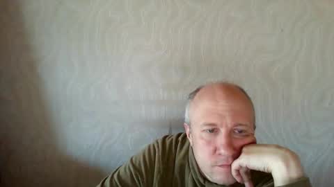 figaro online show from May 4, 2026, 6:31 am