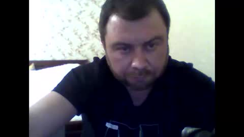 Snapshot of olegvvvvv chatting on February 2, 2025, 6:42 pm olegvvvvv online show from February 2, 2025, 6:42 pm