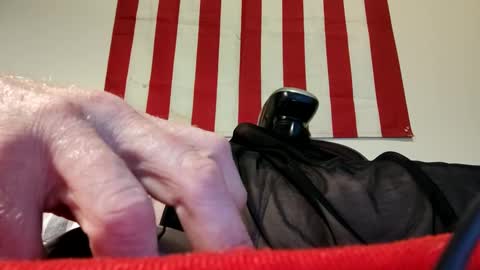 Laura online show from September 20, 2025, 2:12 am