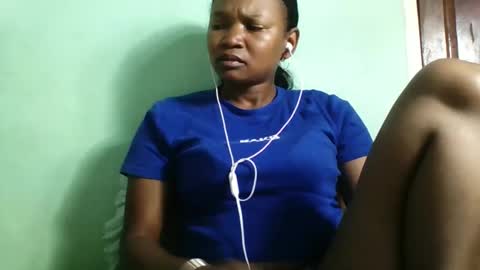 olgamariah203875 online show from January 15, 2026, 6:33 pm