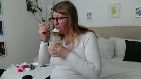 Olga Pavlova online show from March 10, 2026, 10:53 am