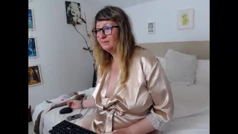 Olga Pavlova online show from May 16, 2026, 1:10 pm