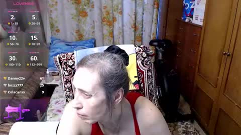 Olguscha online show from December 14, 2025, 11:15 am