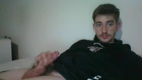 Snapshot of oliboy34 chatting on July 22, 2026, 8:50 am oliboy34 online show from July 22, 2026, 8:50 am