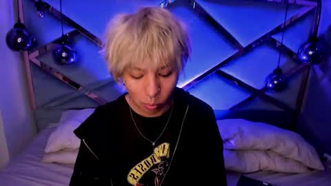 oliiverr22 online show from January 15, 2026, 11:37 am