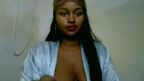 Snapshot of olinah610 chatting on June 24, 2026, 11:20 am olinah610 online show from June 24, 2026, 11:20 am