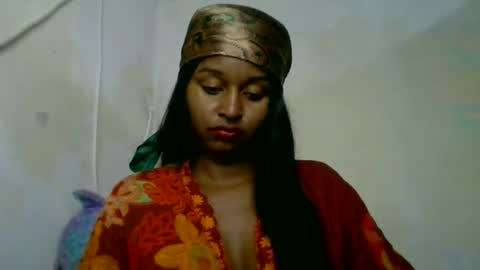 Snapshot of olinah610 chatting on June 28, 2026, 11:16 am olinah610 online show from June 28, 2026, 11:16 am