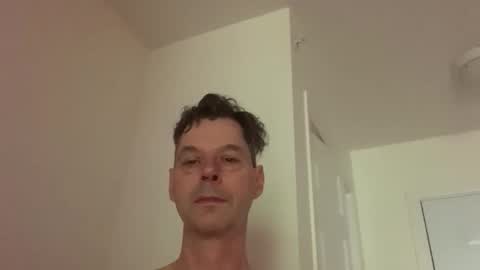 Snapshot of olipenis chatting on June 8, 2026, 10:37 am OliDick online show from June 8, 2026, 10:37 am