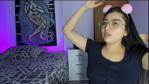 Olivia online show from October 11, 2025, 3:06 am