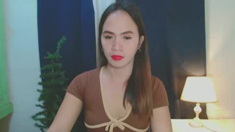 oliva_red online show from October 29, 2025, 9:33 am