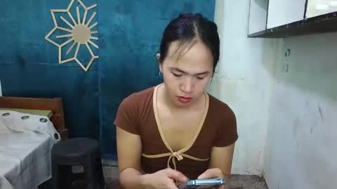 oliva_red online show from October 30, 2025, 6:48 am