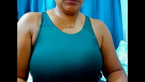 olivahot30 online show from September 13, 2025, 3:50 am
