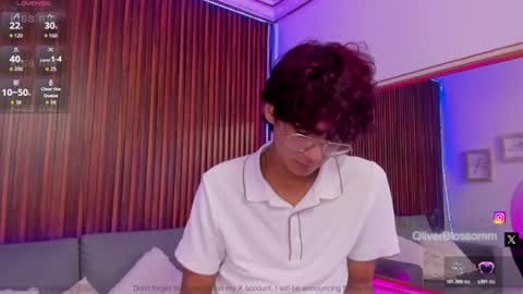 Snapshot of oliver20__ chatting on June 29, 2026, 8:20 pm oliver20__ online show from June 29, 2026, 8:20 pm