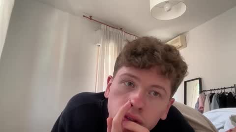 Oliver and Thomas online show from September 24, 2025, 1:03 pm