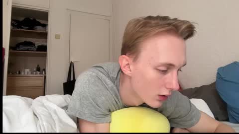 Oliver and Thomas online show from October 13, 2025, 9:31 am