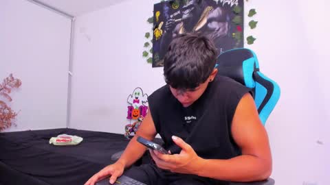 Oliver bray online show from December 18, 2024, 1:48 am