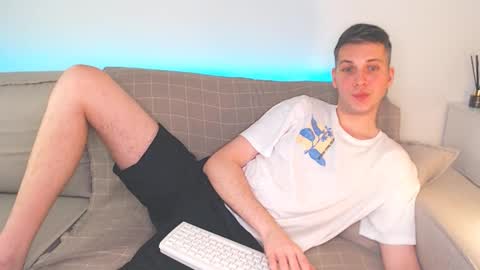 Oliver online show from January 17, 2025, 7:05 pm