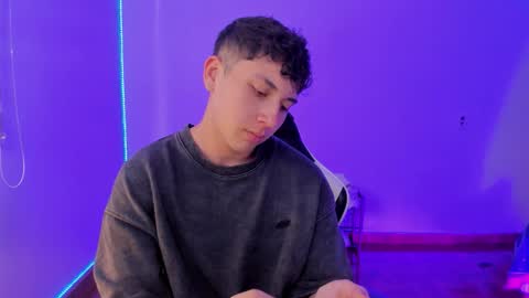 oliveeer online show from December 14, 2025, 9:41 pm