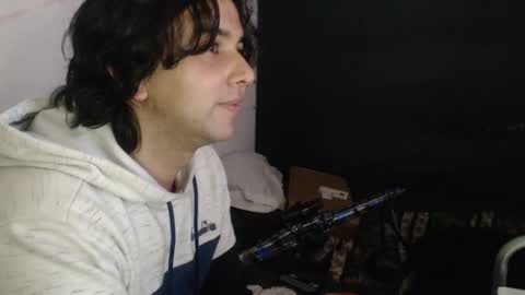 oliver_laid_2023 online show from December 15, 2024, 12:18 am