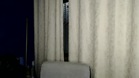 oliver_laid_2023 online show from September 10, 2025, 8:36 am