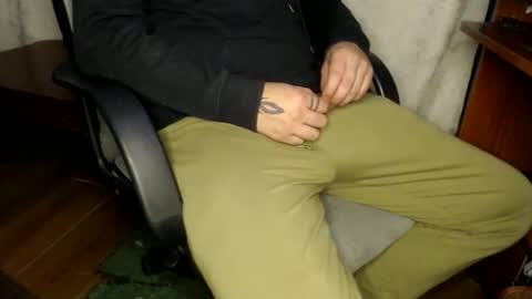 oliver_laid_2023 online show from September 25, 2025, 2:04 am