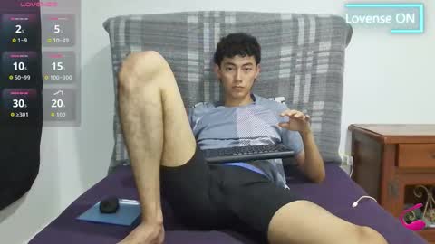 Snapshot of oliver_rayman chatting on October 6, 2025, 11:02 pm Oliver Rayman online show from October 6, 2025, 11:02 pm