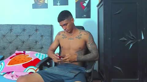 Snapshot of oliver_smith_2 chatting on February 28, 2026, 3:35 pm oliver_smith_2 online show from February 28, 2026, 3:35 pm