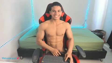 oliver thompsson online show from February 15, 2026, 7:54 pm