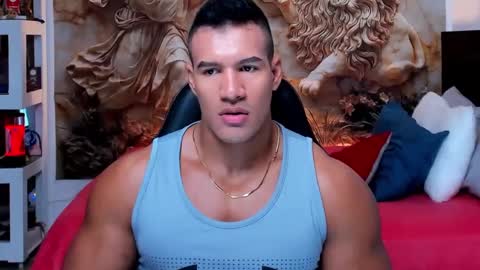 oliver_tommy online show from September 25, 2025, 1:48 pm