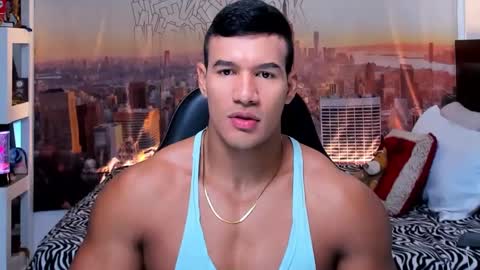 oliver_tommy online show from October 8, 2025, 11:52 am