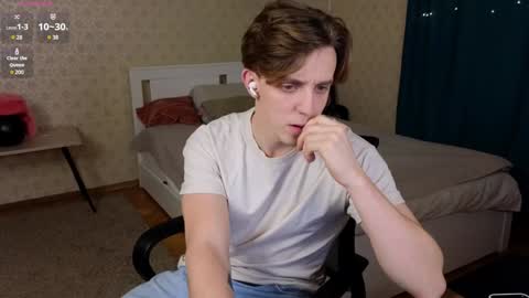 Oliver Evans online show from December 24, 2024, 11:55 pm