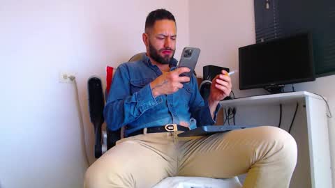 oliver online show from January 19, 2026, 12:53 pm