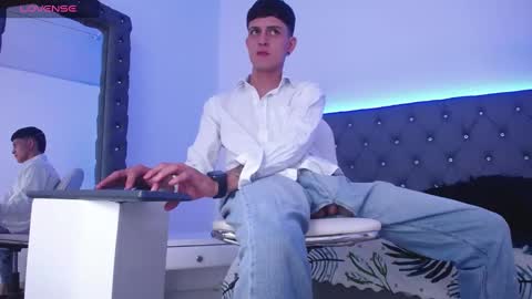 Oliver Koch online show from December 8, 2024, 3:21 am