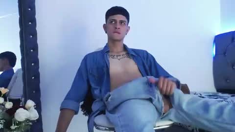 Oliver Koch online show from December 12, 2024, 3:43 am