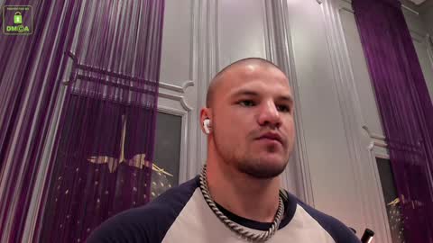 Snapshot of oliversport chatting on December 7, 2024, 10:34 am OliverSport online show from December 7, 2024, 10:34 am