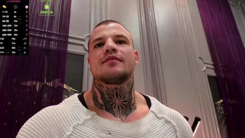 Snapshot of oliversport chatting on January 1, 2025, 3:35 pm OliverSport online show from January 1, 2025, 3:35 pm