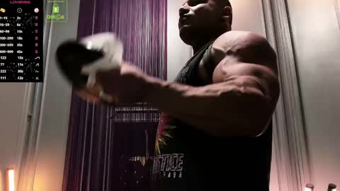 Snapshot of oliversport chatting on March 6, 2025, 3:45 pm OliverSport online show from March 6, 2025, 3:45 pm