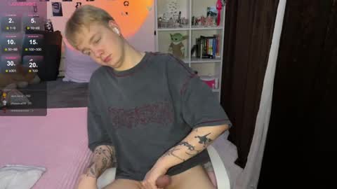 oliver online show from November 12, 2025, 11:58 pm