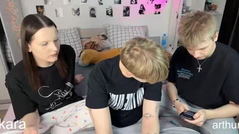 oliver online show from February 5, 2026, 7:40 pm