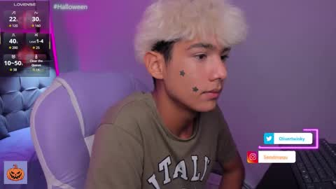 Oliver online show from October 17, 2025, 11:29 pm