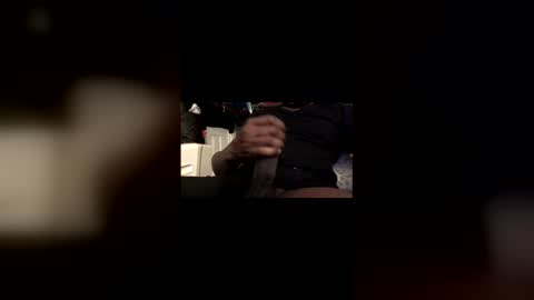 olivertwist1273 online show from December 1, 2025, 8:08 am