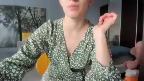 olivia__dream online show from June 15, 2026, 3:36 pm
