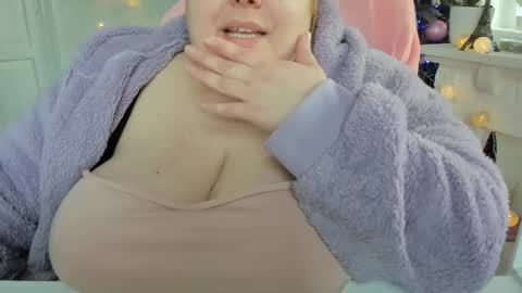 Olivia Gold online show from March 6, 2025, 10:20 am