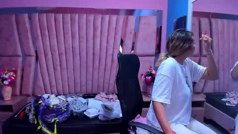  OLIVIA  online show from January 16, 2025, 12:02 am