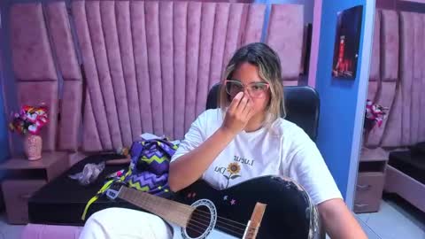  OLIVIA  online show from January 17, 2025, 3:12 am