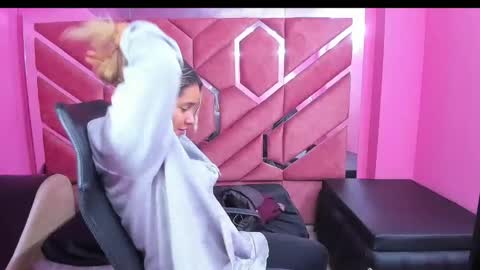  OLIVIA  online show from February 11, 2025, 3:29 am